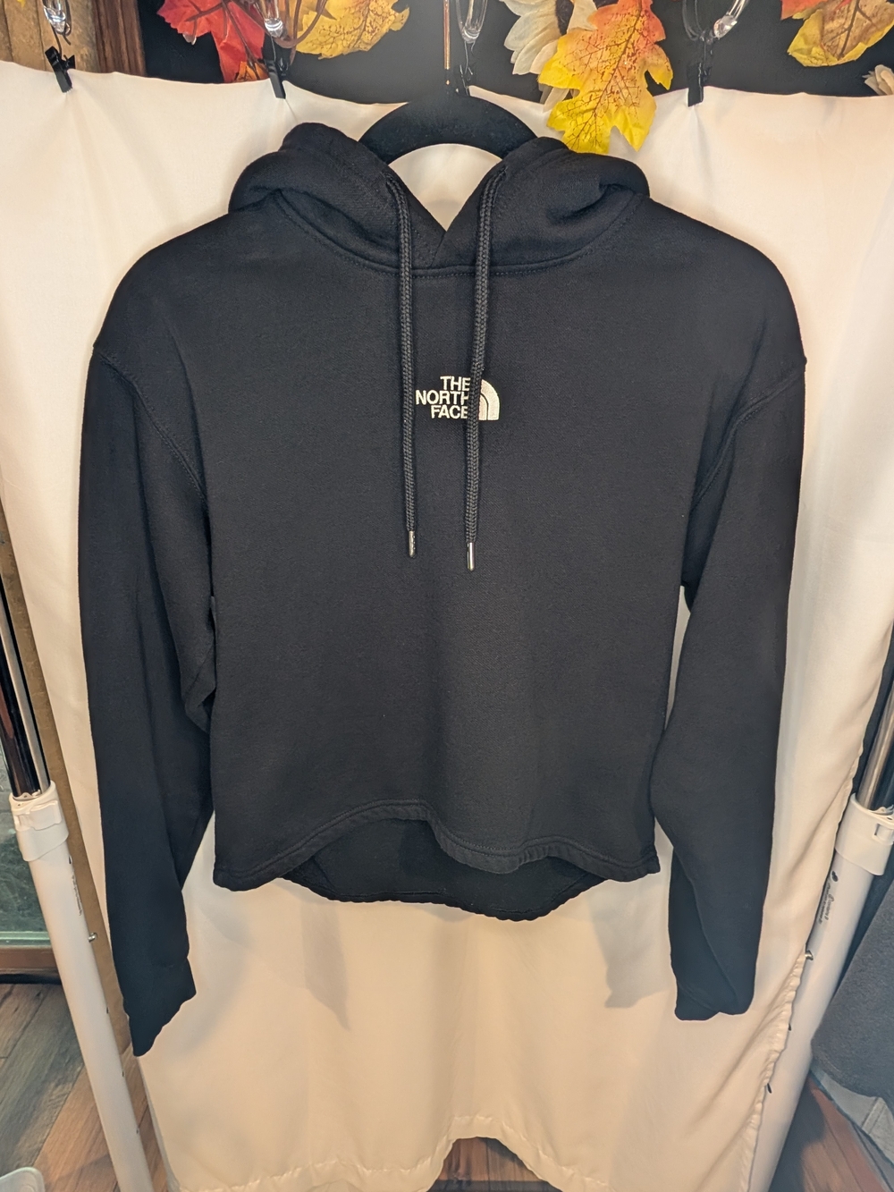 The North Face Women's Black Cropped Hoodie Sweater
